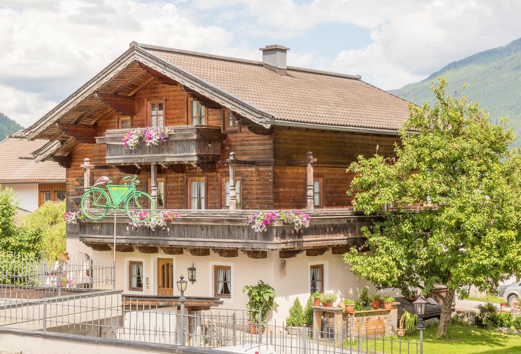 Hotel Steiger Neukirchen am Grossvenediger Exterior photo